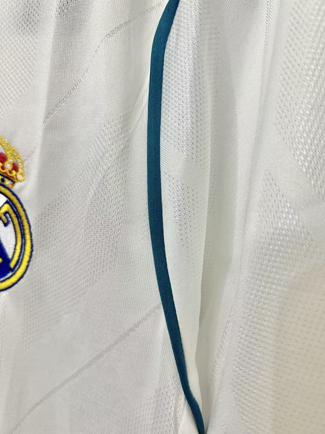 17/18 Real Madrid Home Retro