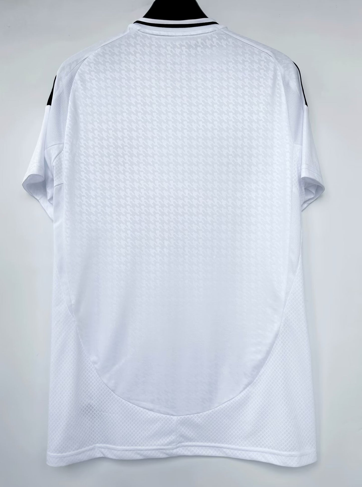 24/25 Real Madrid Home