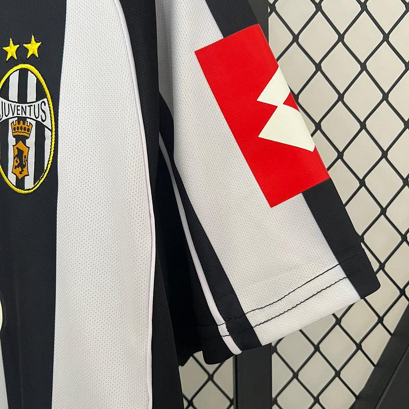 02/03 Juventus Home Retro (Tamoil)