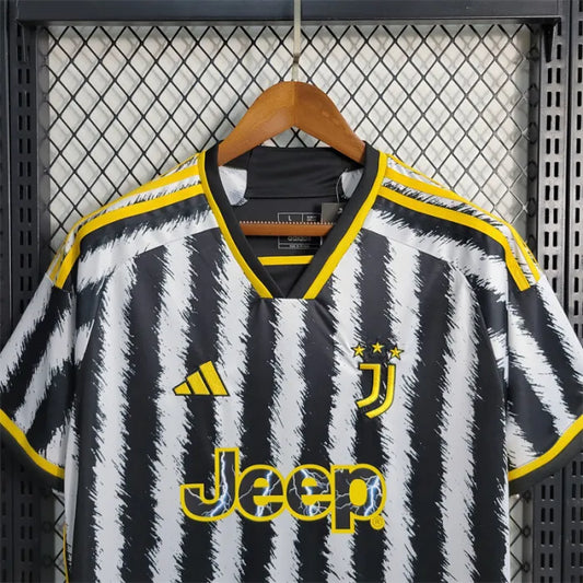23/24 Juventus Home