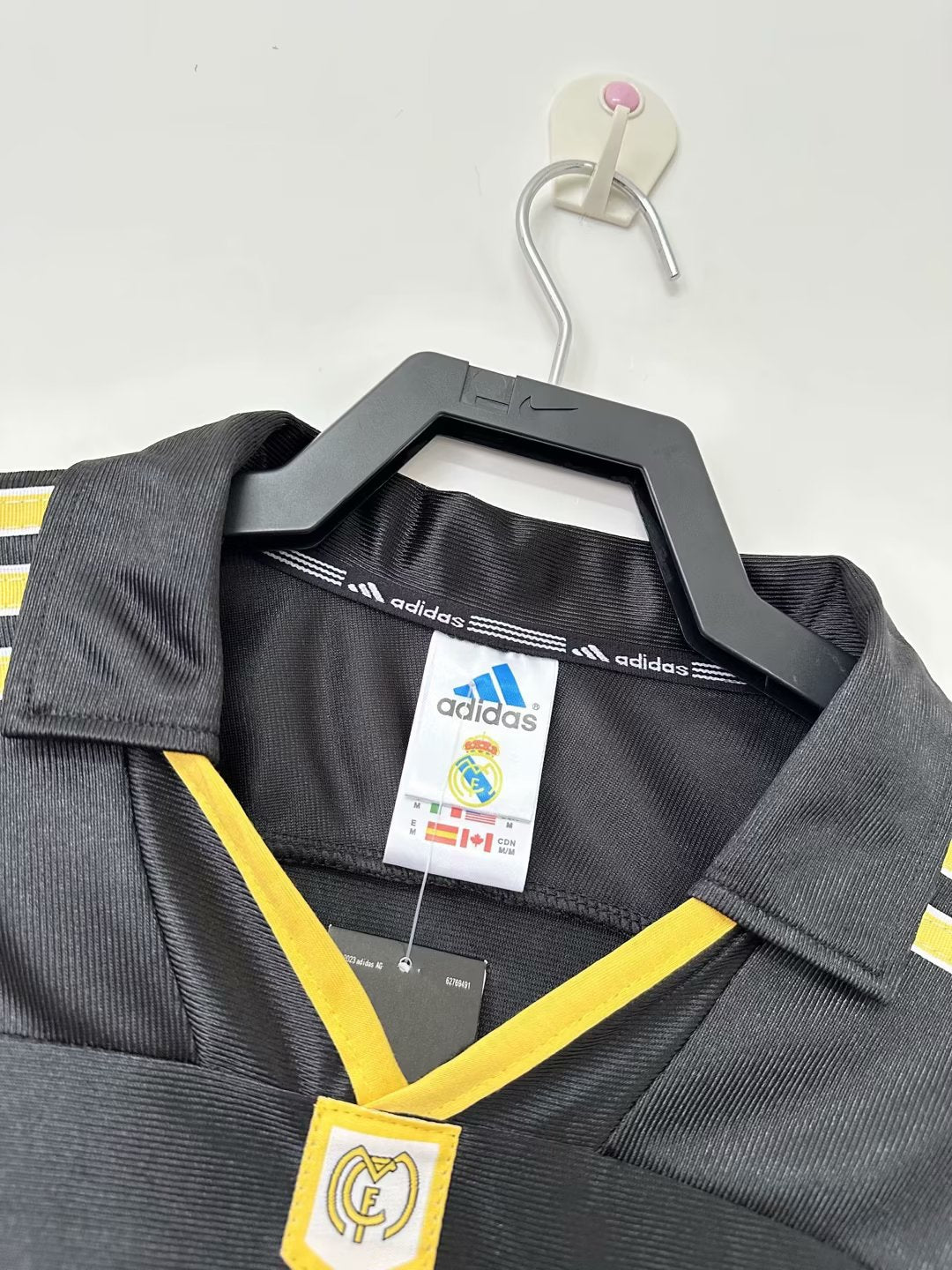98/00 Real Madrid Away Retro