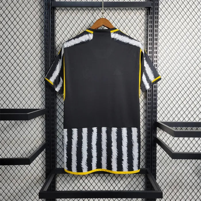 23/24 Juventus Home