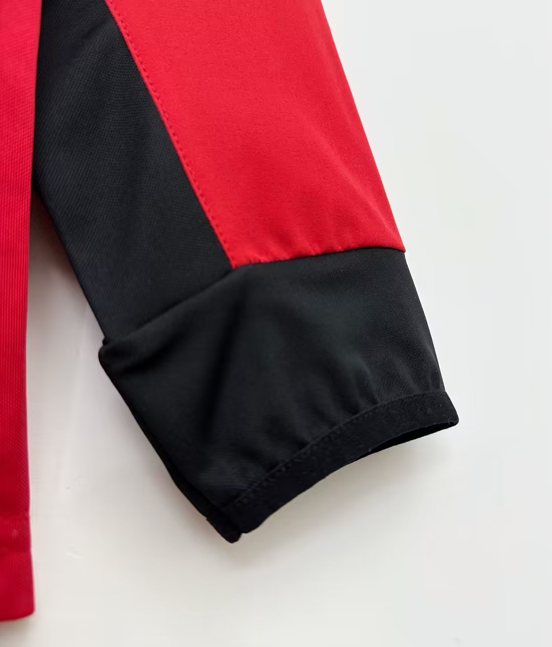 02/04 Manchester United Home Retro (Long Sleeve)