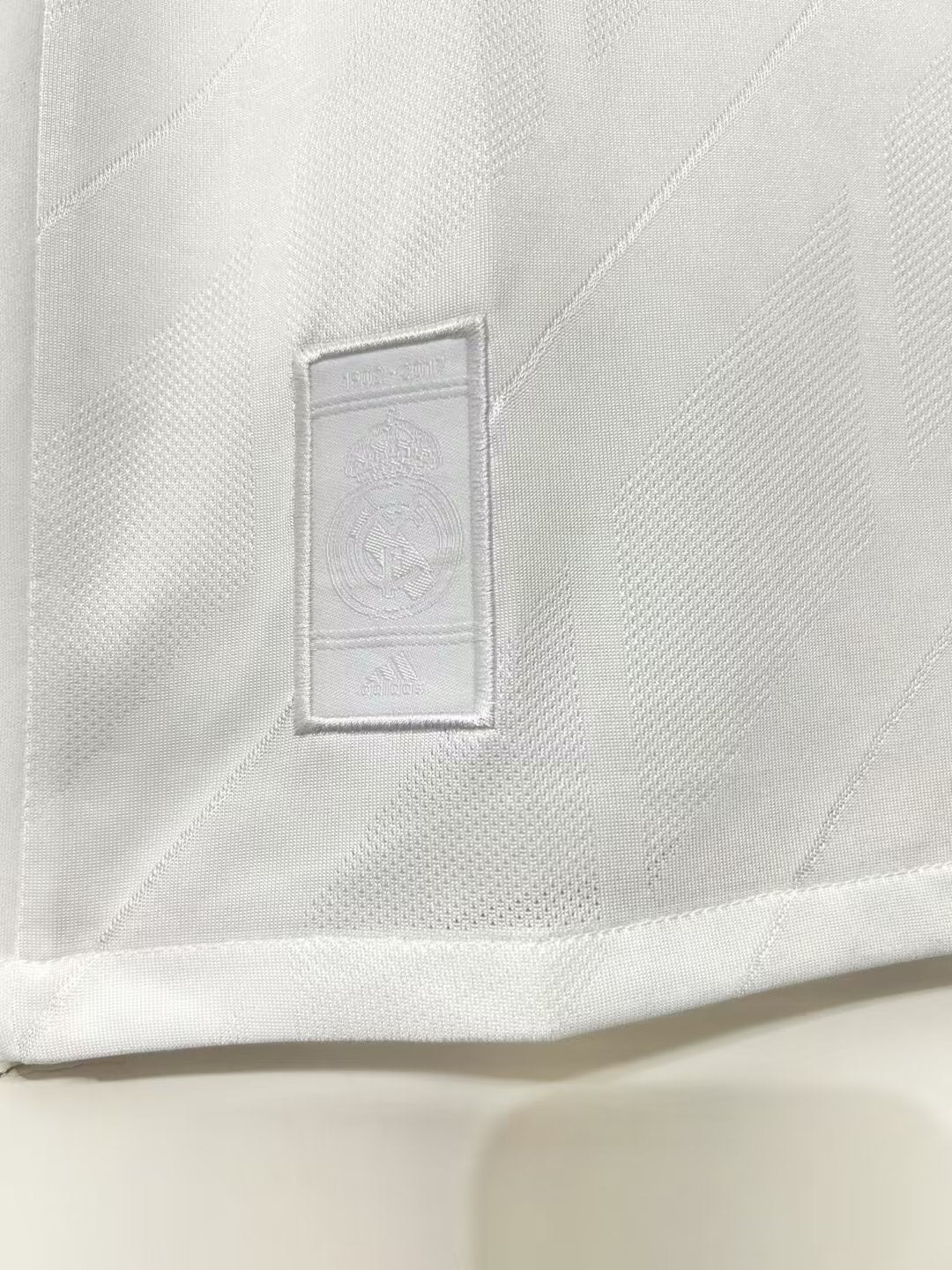 17/18 Real Madrid Home Retro