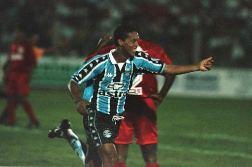 2000 Gremio Home Retro (ASTRA)