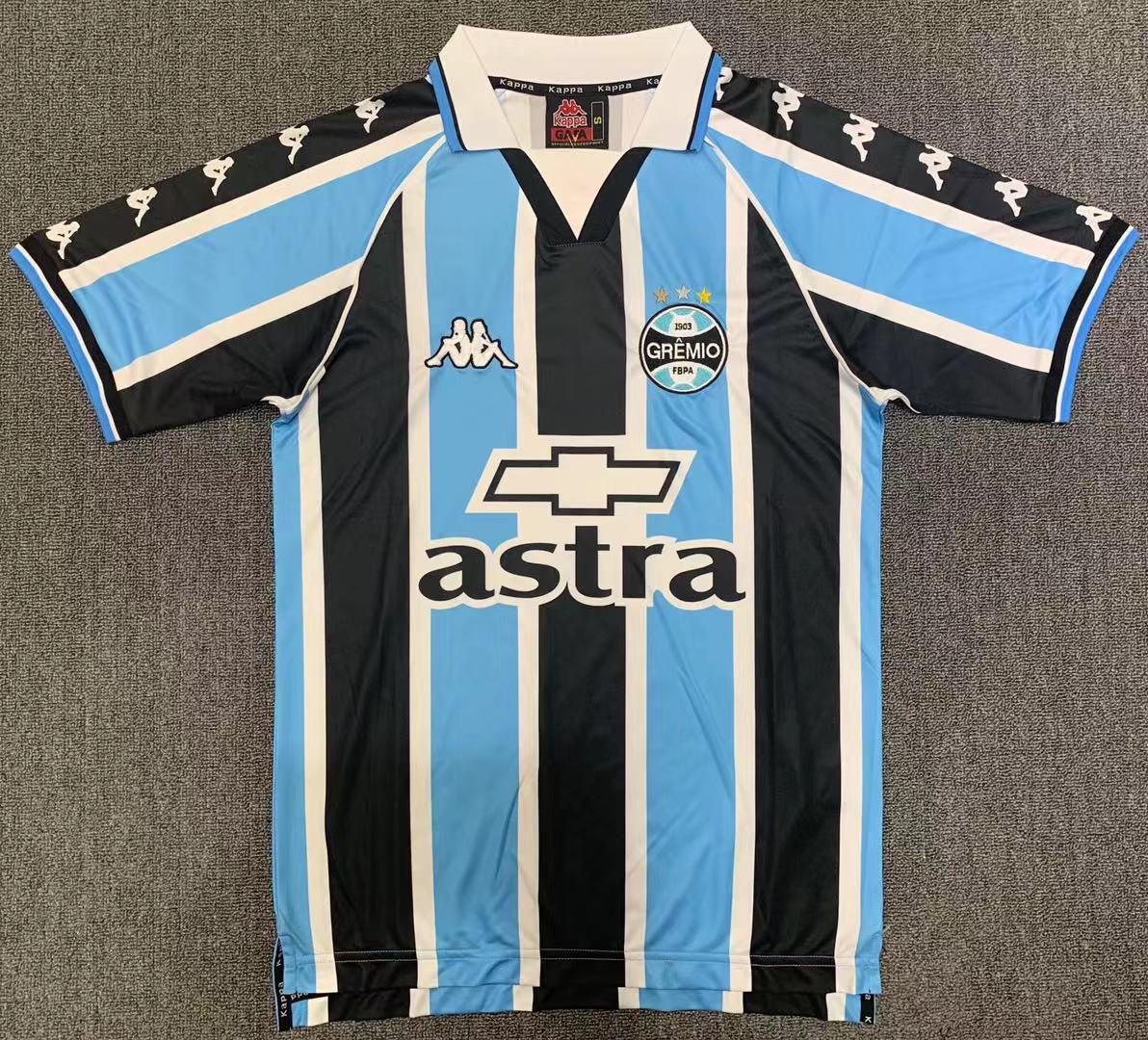 2000 Gremio Home Retro