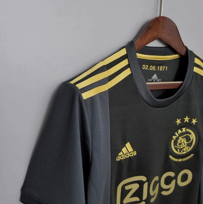 20/21 Ajax Third Retro