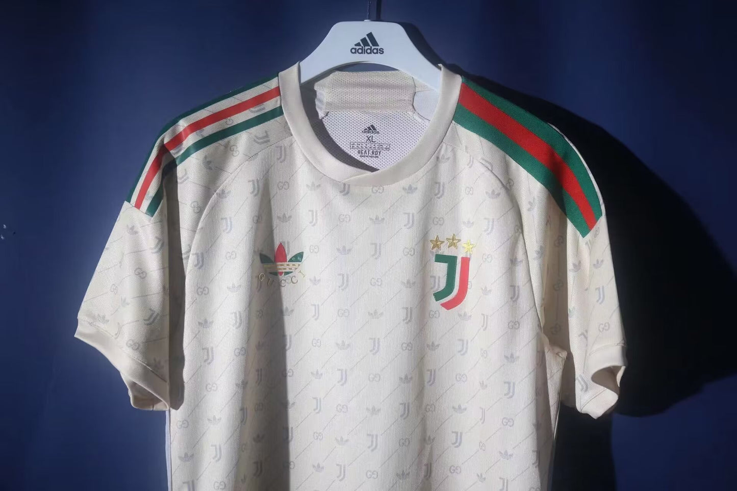 24/25 Juventus Special Edition (Gucci - Player Version)