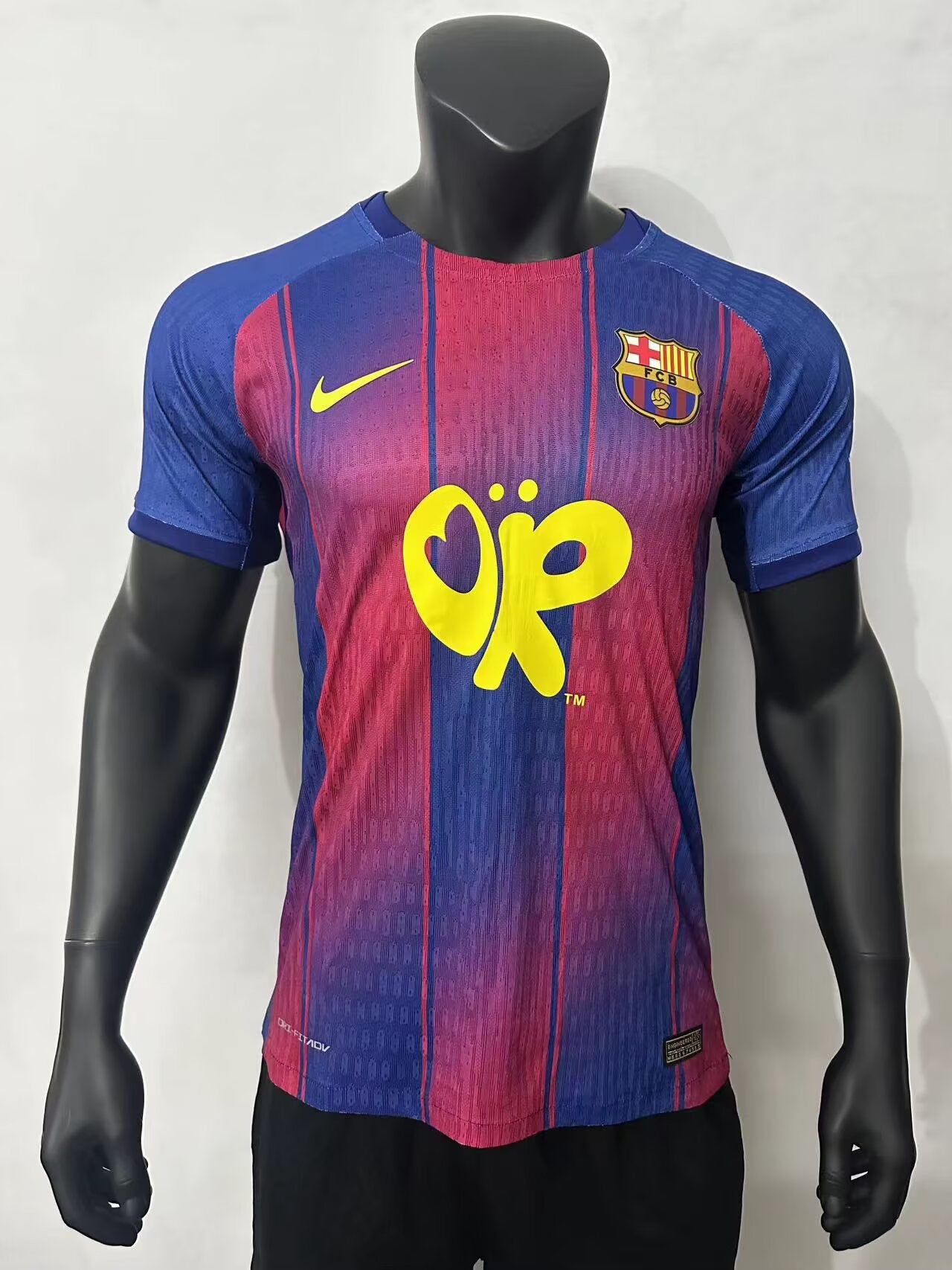 25/26 Barcelona Home (Olivia Rodrigo - Player Version)