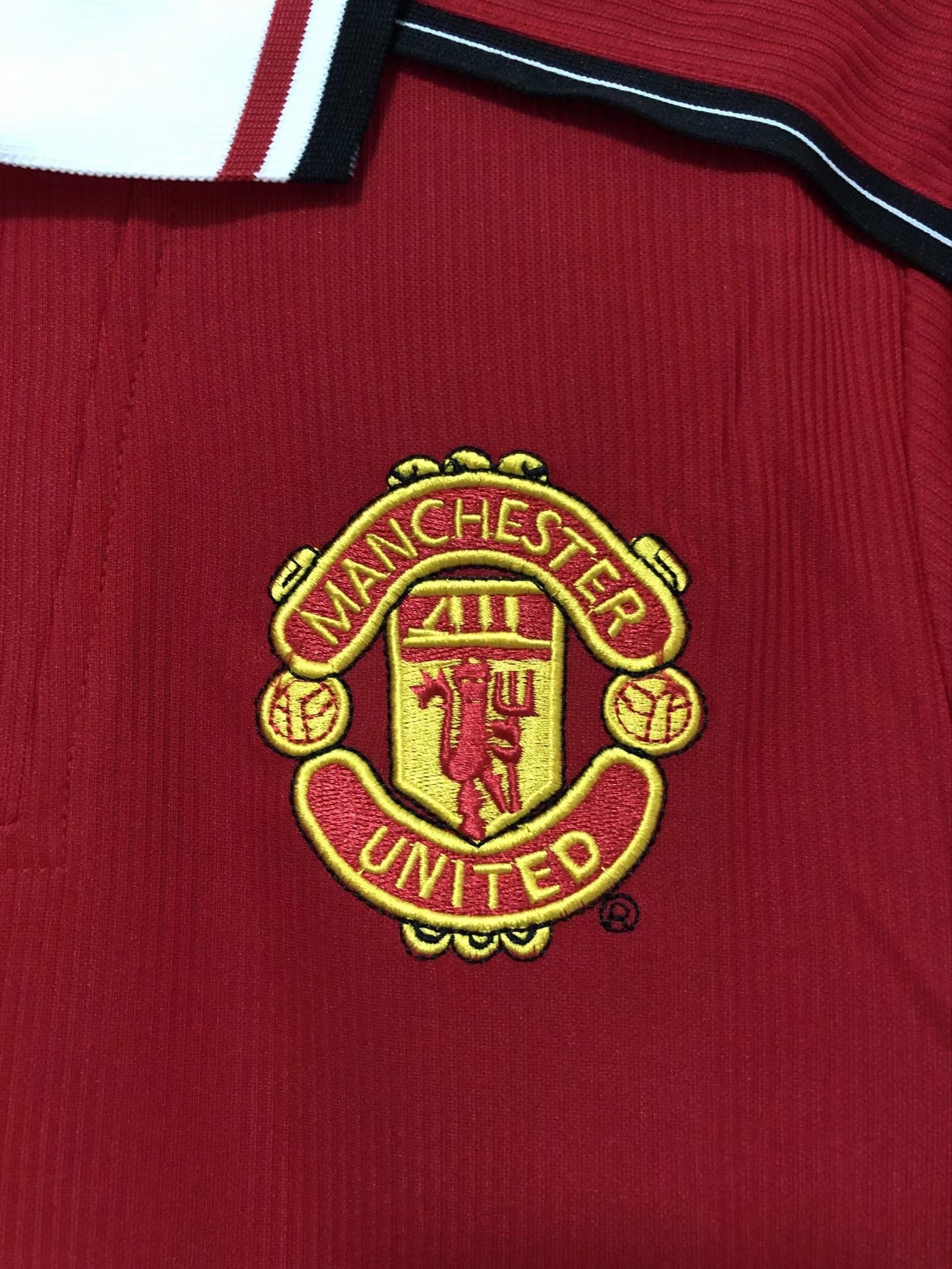 1998 Manchester United Retro (Long Sleeve)